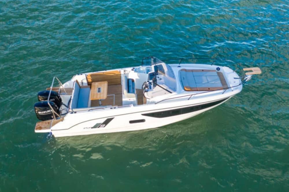 Ihr Tag in Bandol: Mieten Sie ein Motorboot für 9 Stunden Entdeckungstour