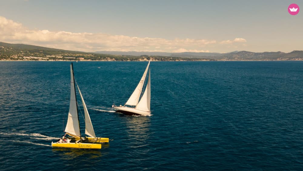 Crociera intima di 4 ore in catamarano: alla scoperta delle Calanques segrete