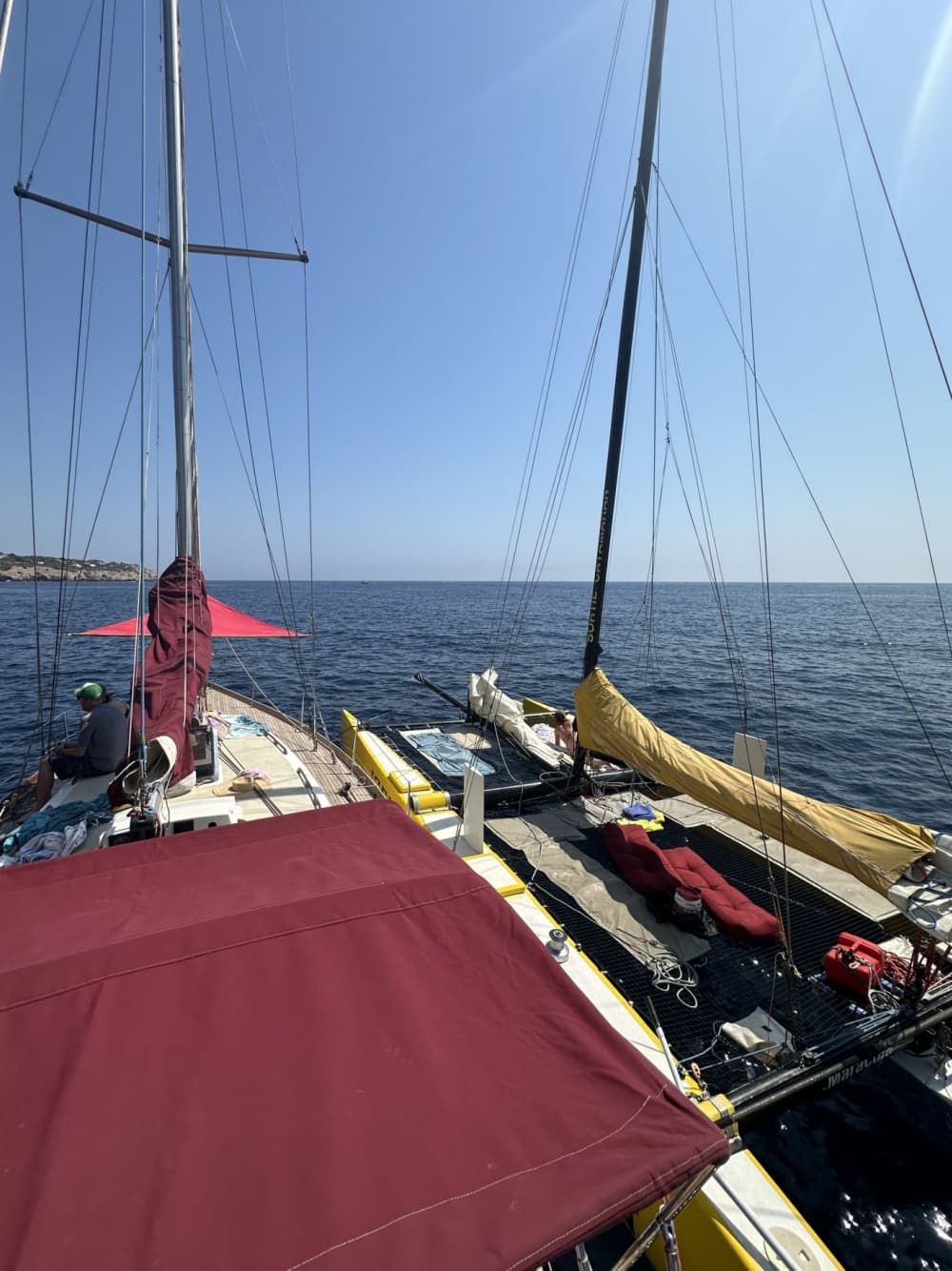 Crociera intima di 4 ore in catamarano: alla scoperta delle Calanques segrete