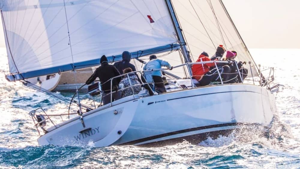 O ritmo de San Felice Circeo: Momentos inesquecíveis em um veleiro.