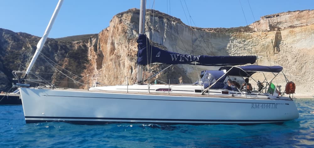 O ritmo de San Felice Circeo: Momentos inesquecíveis em um veleiro.