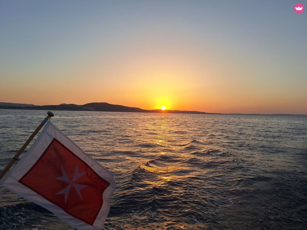 Full-Day Escape: Comino, Blue Lagoon, Caves & Secluded Bays