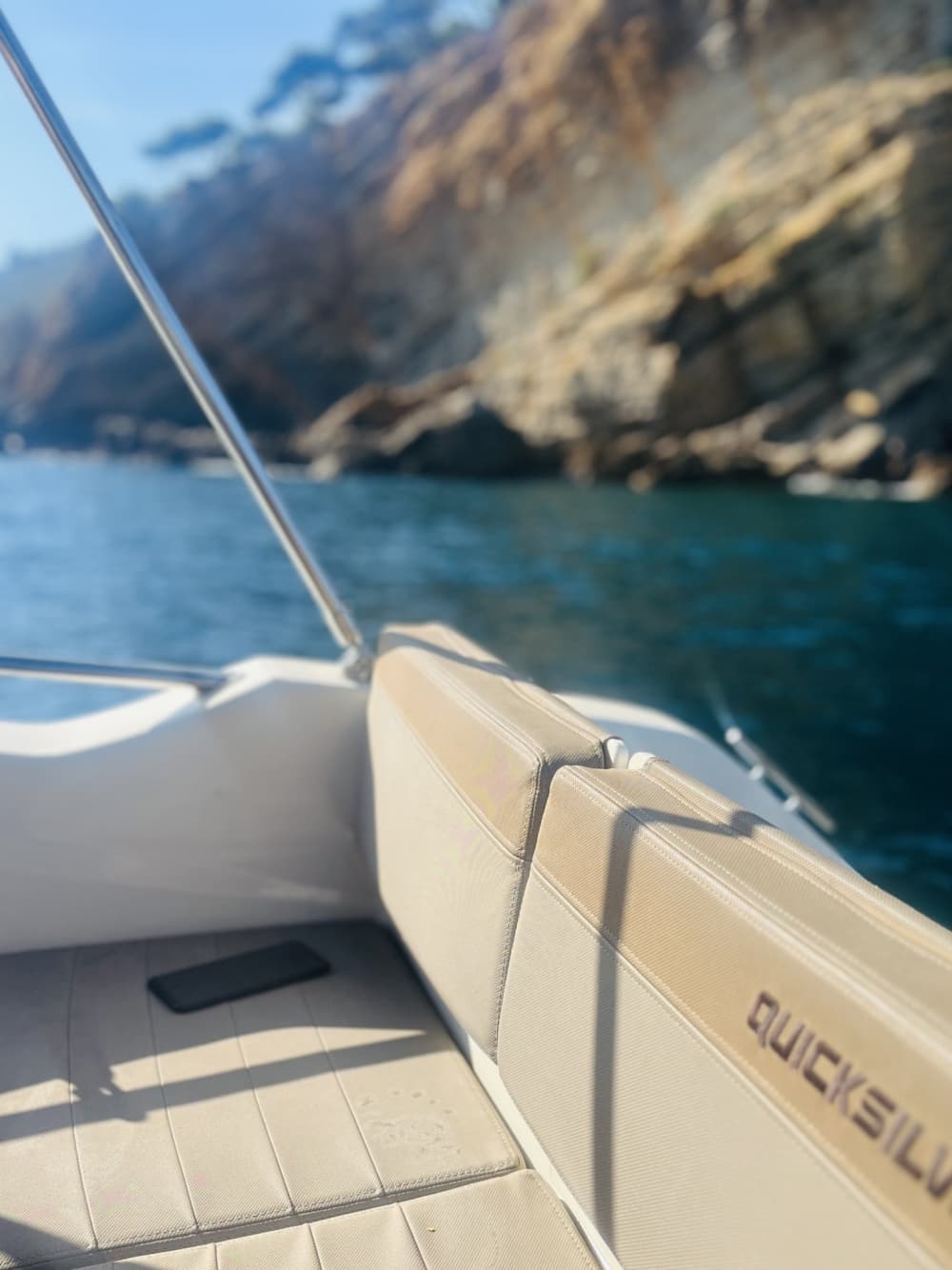 Demi-journée d’exception en mer avec skipper – Marseille & ses îles