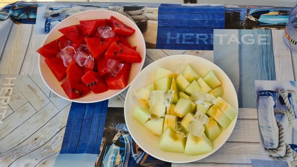 Half-day cruise in the Gulf of Cagliari: sail towards the horizon with Prosecco swimming stops.