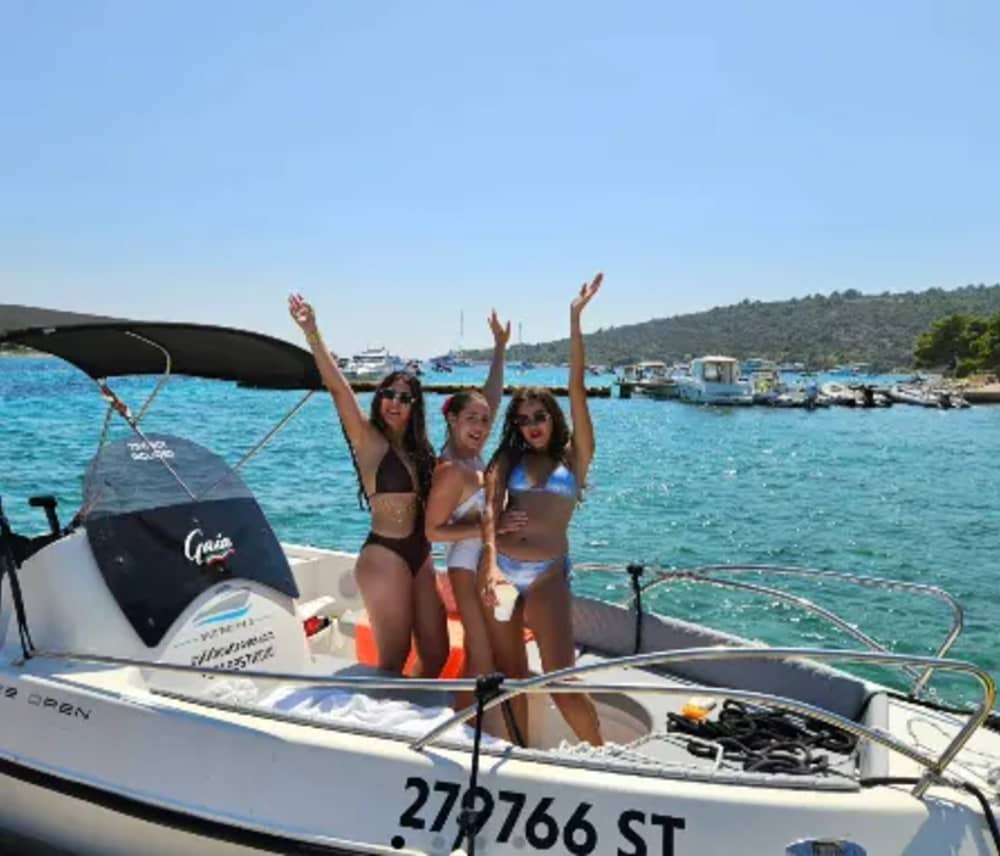 Исследуйте Подводный музей и волшебную Голубую лагуну — уникальное морское приключение!