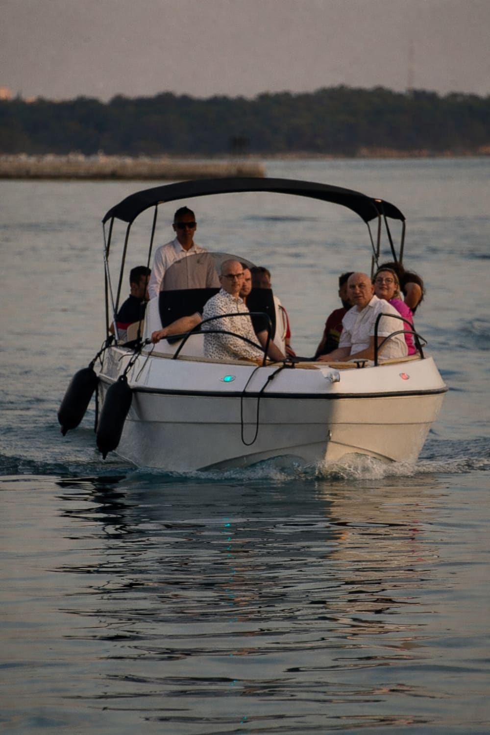 Golden Hour – Crociera privata al tramonto di 1 ora