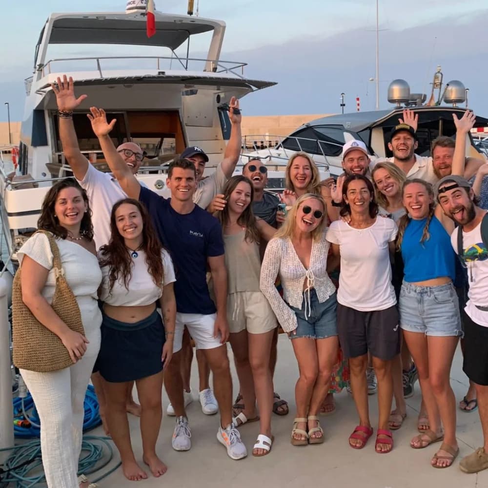 Día completo de aventura: descubre Cala Ponte, Polignano a Mare y Monopoli