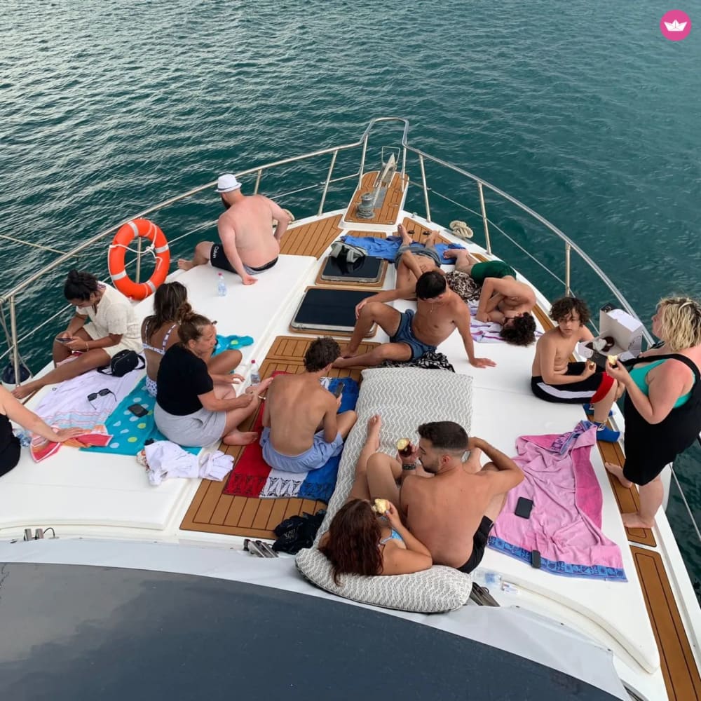 Día completo de aventura: descubre Cala Ponte, Polignano a Mare y Monopoli