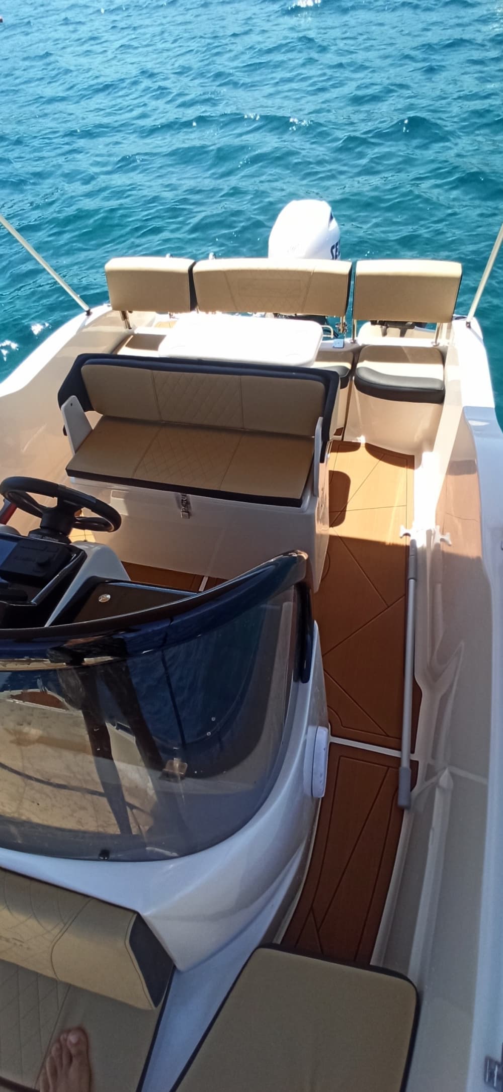 3h30 de soleil autour de Lindos en bateau à moteur