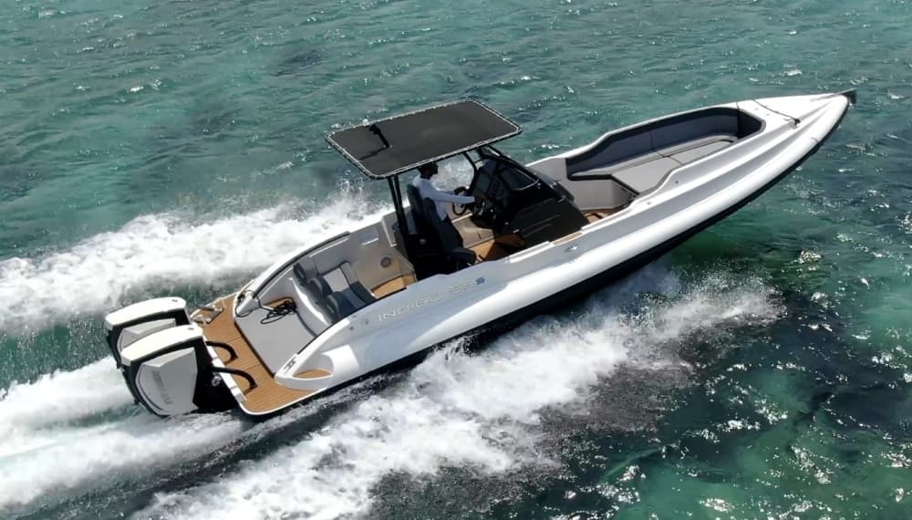 Paros escape: 4h of relaxation on a motorboat