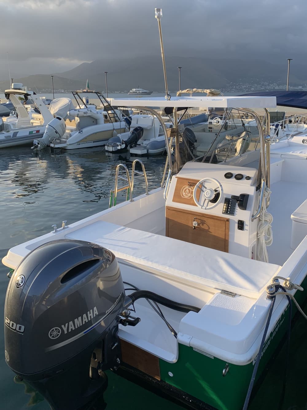 Una giornata a Gaeta su un motoscafo.