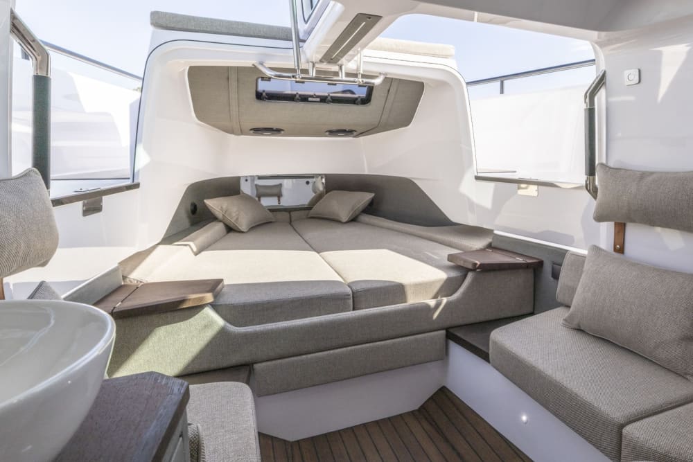 Profitez d'une excursion de 9 heures en bateau à moteur pour explorer Stockholm.