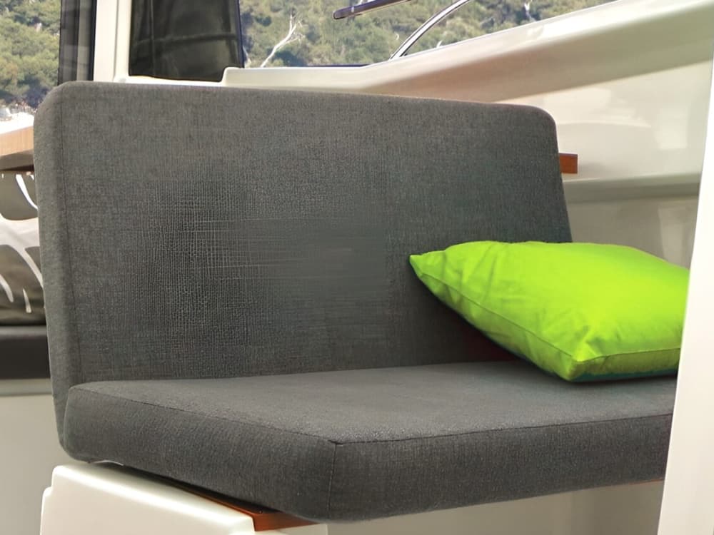 Prenez une demi-journée pour vous détendre sur un bateau à moteur à Zadar.