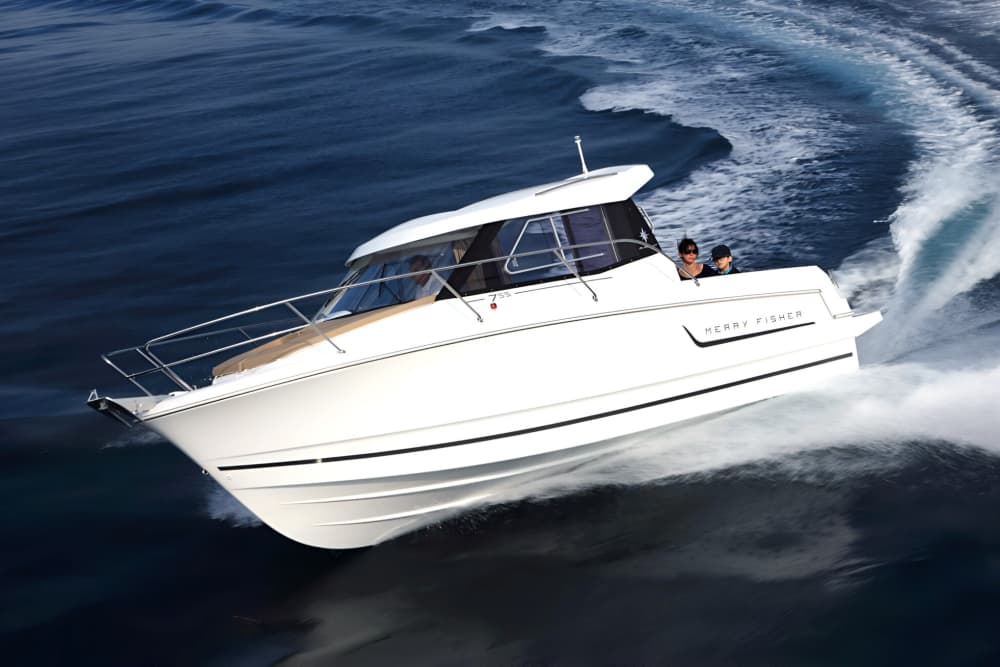 Prenez une demi-journée pour vous détendre sur un bateau à moteur à Zadar.