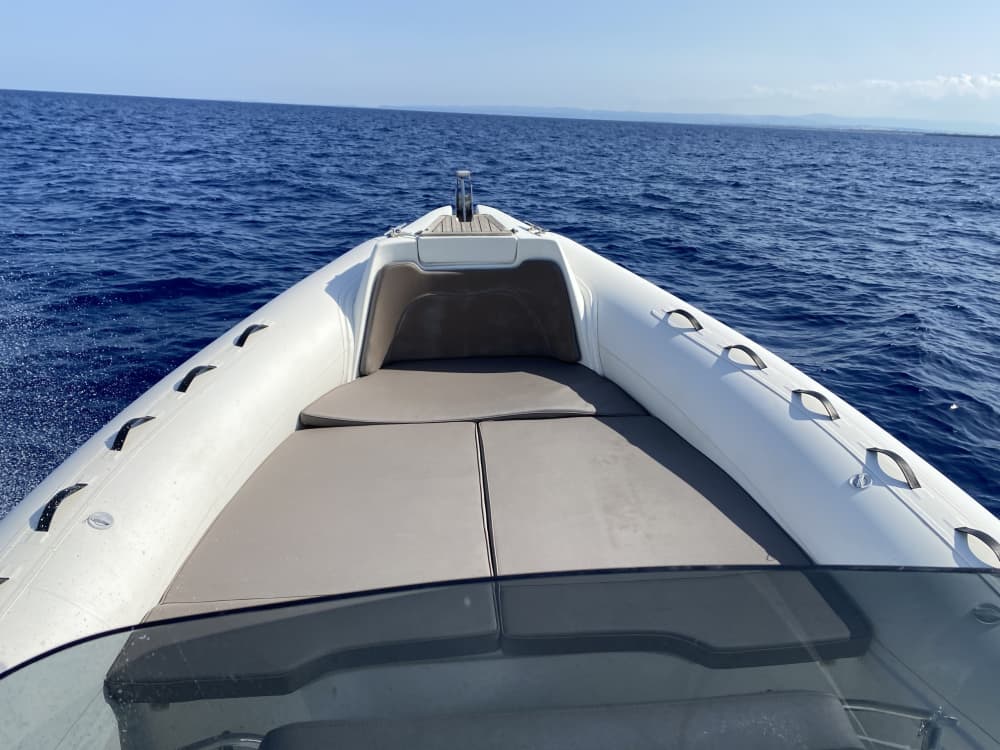 Discover Brucoli: A full day of sun on a motorboat