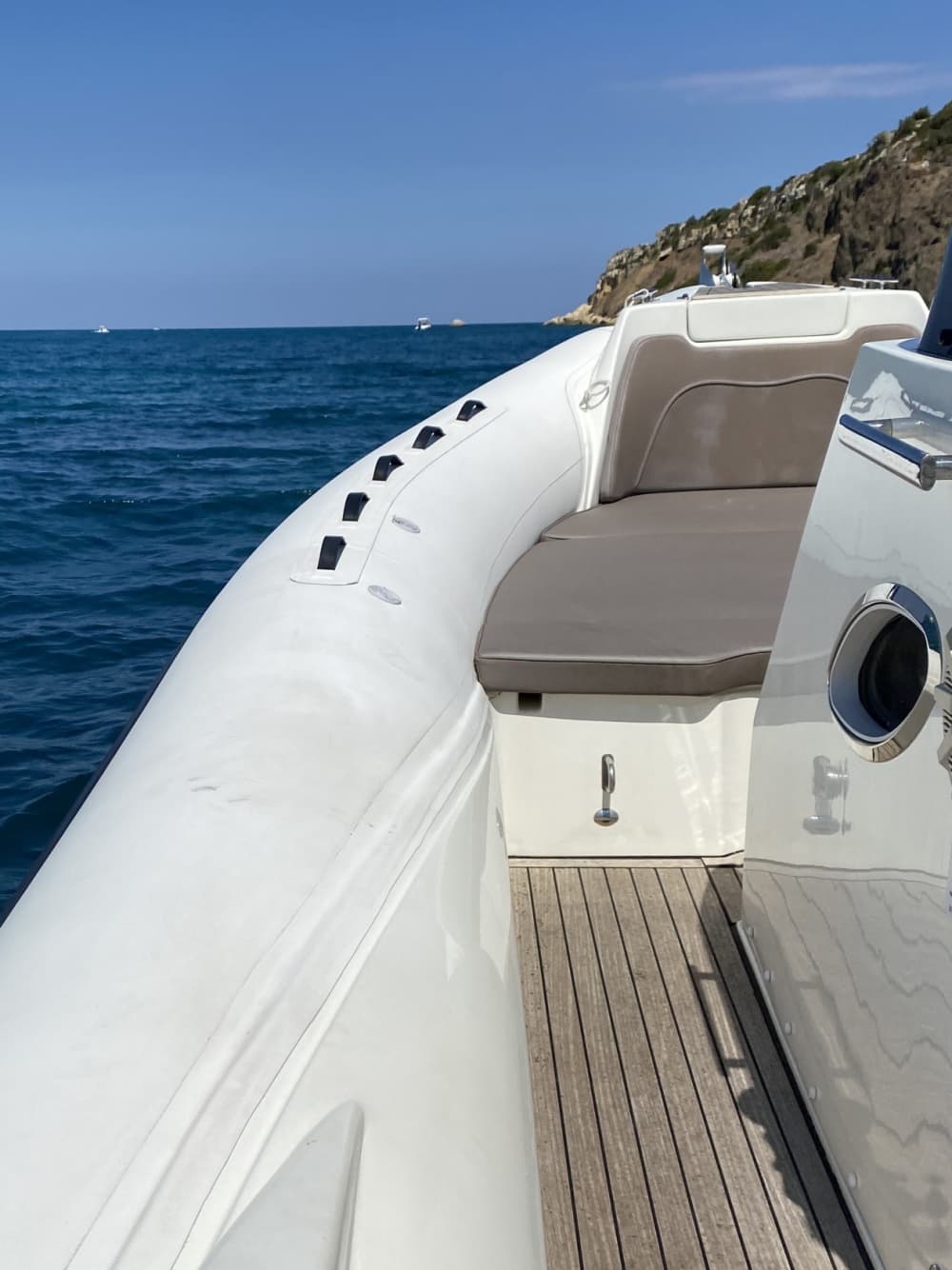 Discover Brucoli: A full day of sun on a motorboat