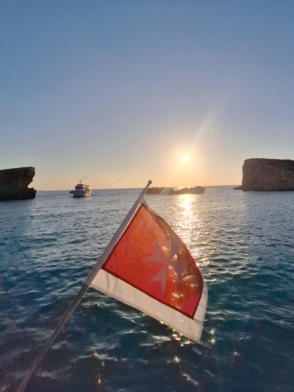 Day Trip to Comino, Blue Lagoon, Crystal Lagoon and Caves