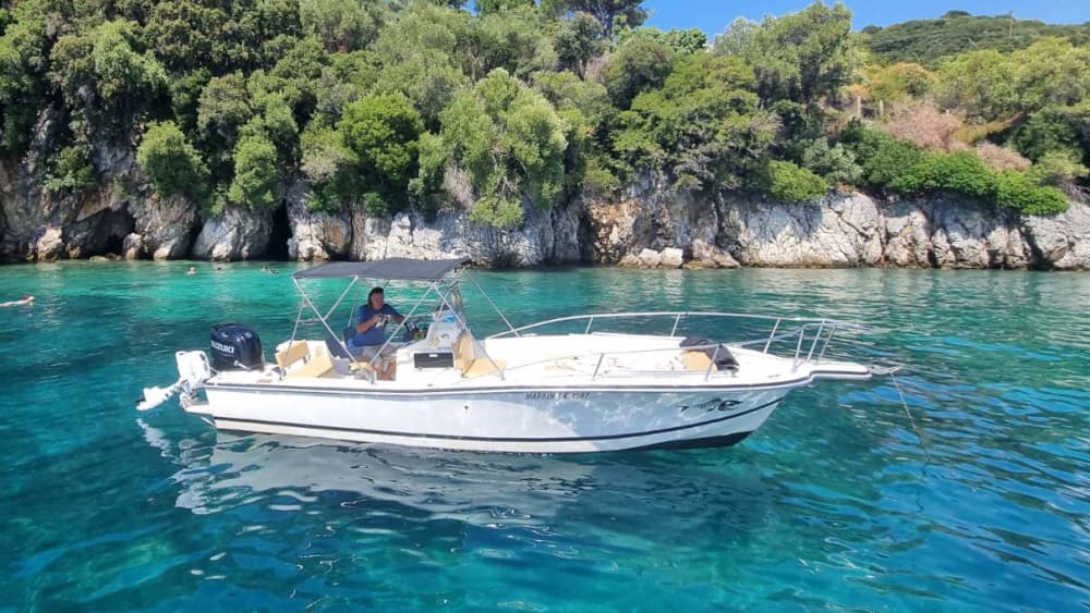 Ontdek de noordoostkust van Corfu tijdens een tour van een halve dag
