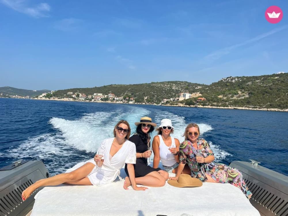 Aventura de lancha de luxo: Ilhas Hvar e Pakleni