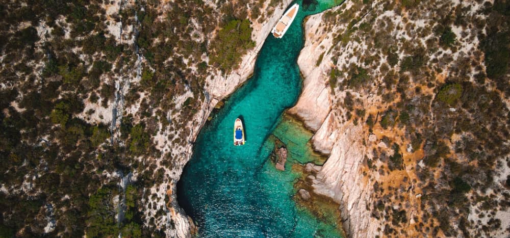Corno de Ouro e Ilha de Brač
Navegando em lancha de luxo