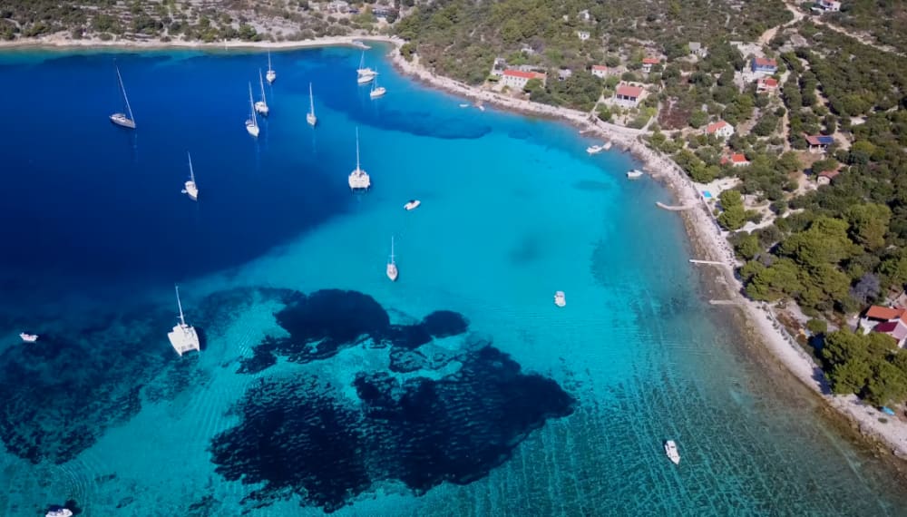 Luksusowy, całodniowy wypad: Błękitna Laguna, ukryte perełki i tajemniczy wrak statku