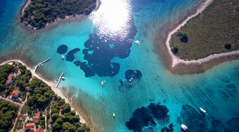 Luksusowy, całodniowy wypad: Błękitna Laguna, ukryte perełki i tajemniczy wrak statku