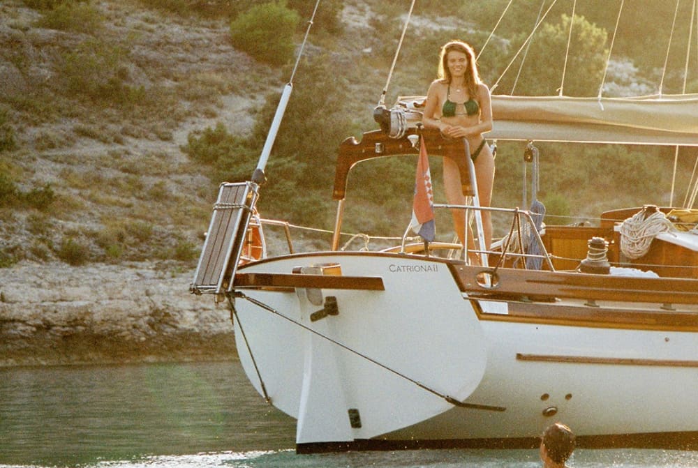 Goditi un'intera giornata di navigazione a vela a Lošinj, in Mali.