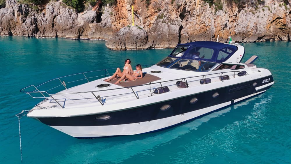 Cinque Terre in Dolce Vita: Crociera Indimenticabile di Lusso con Sapori Gourmet  +  tipico Gozzo Privato