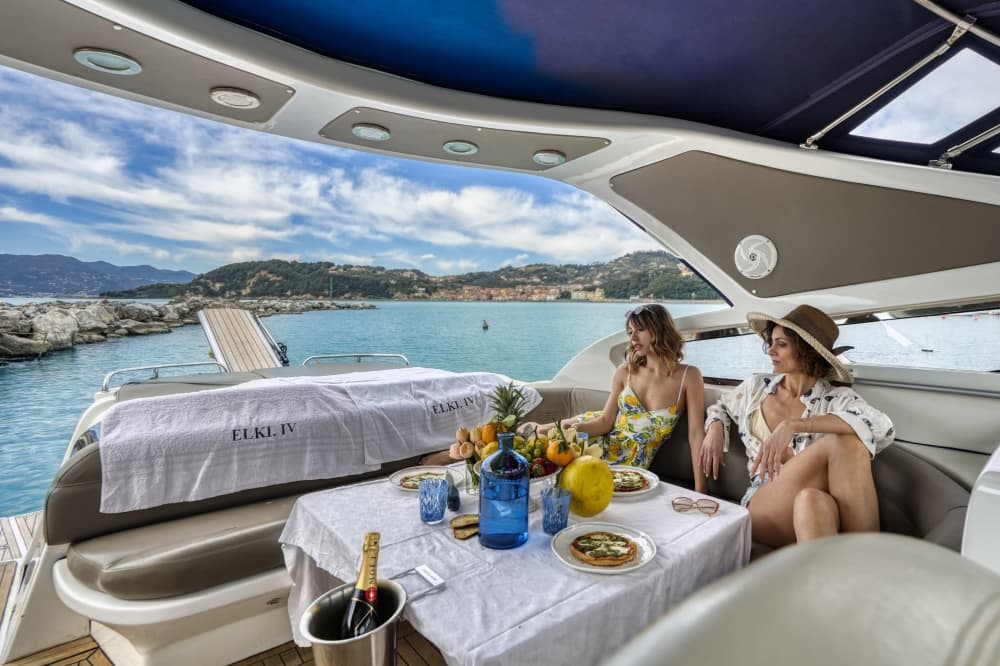 La Dolce Vita on the Sea – Luxury Tour from Forte dei Marmi