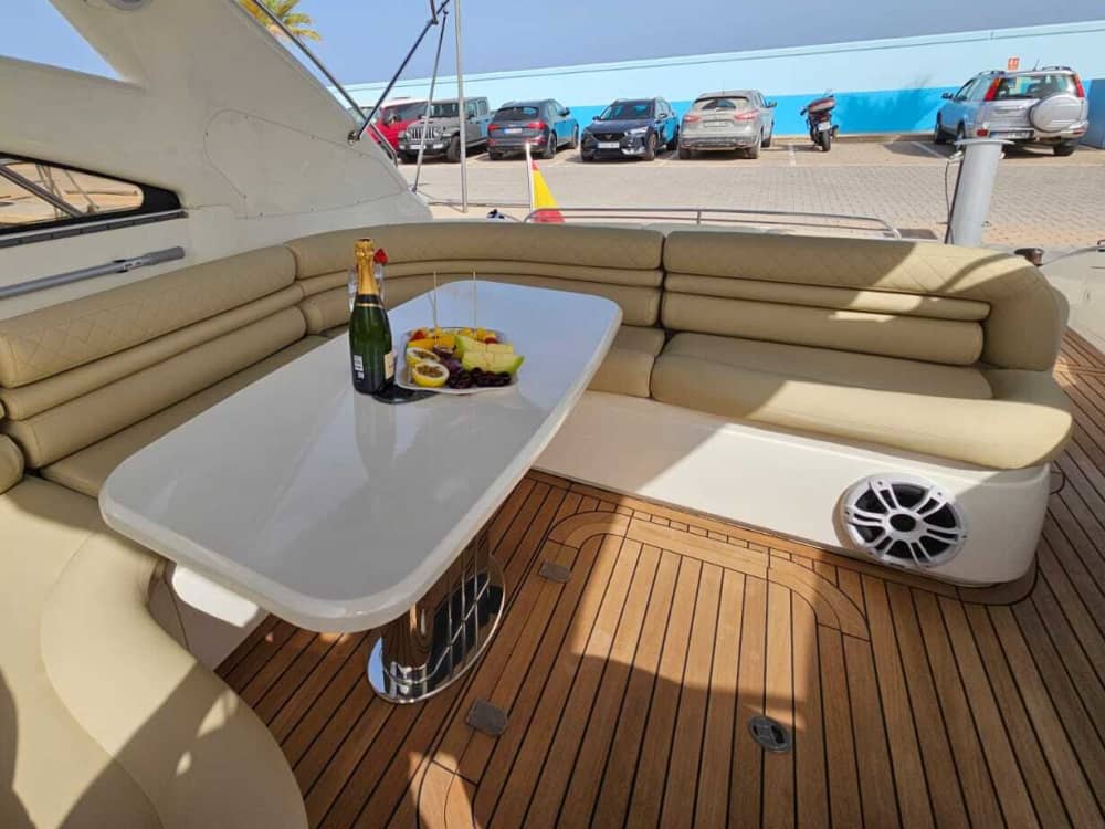 Prestigio de Formentera: Illetas y Cala Saona