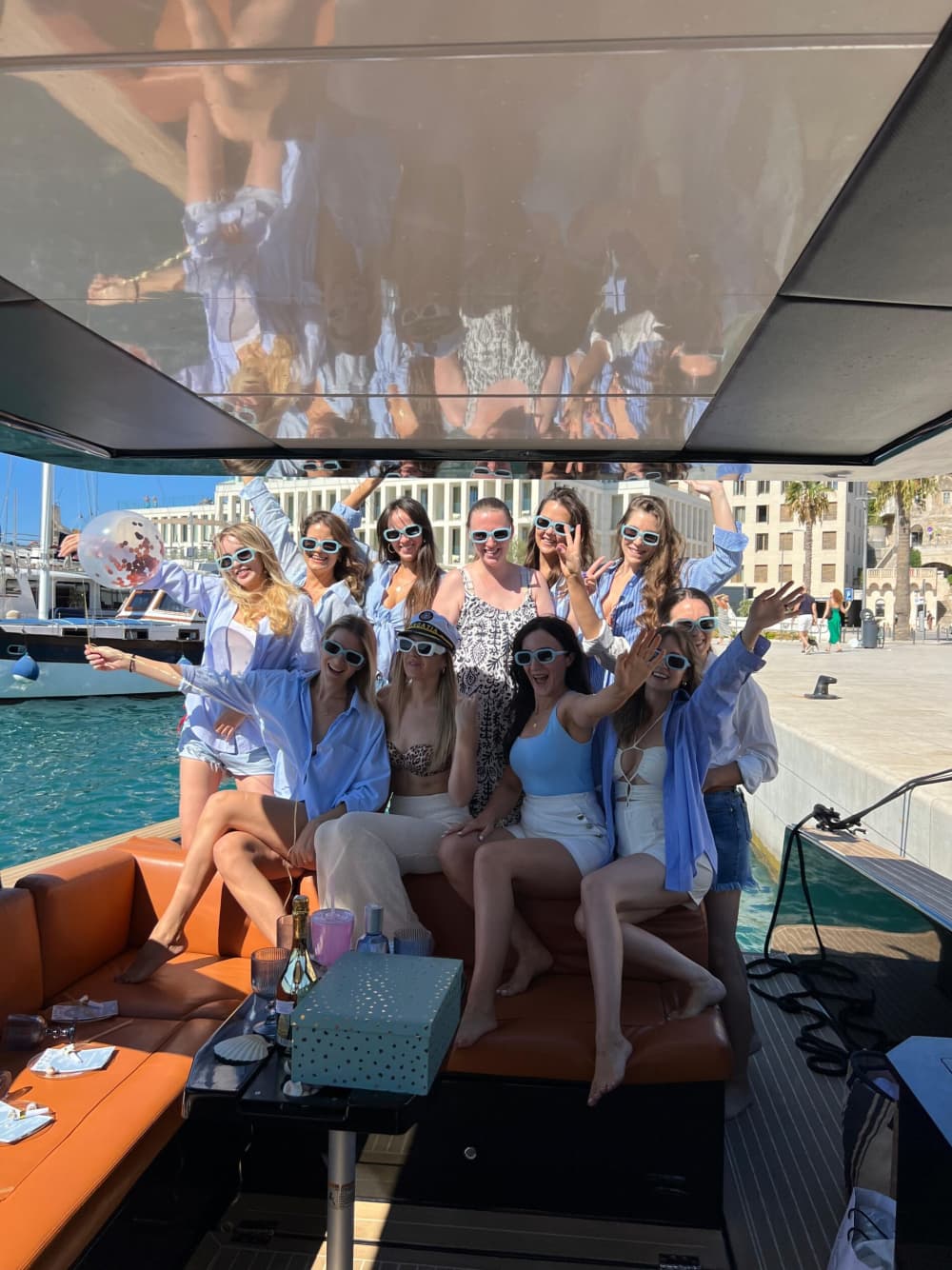 Upptäck Blå grottan och Kroatiens 5 bästa öar – heldag på motorbåt