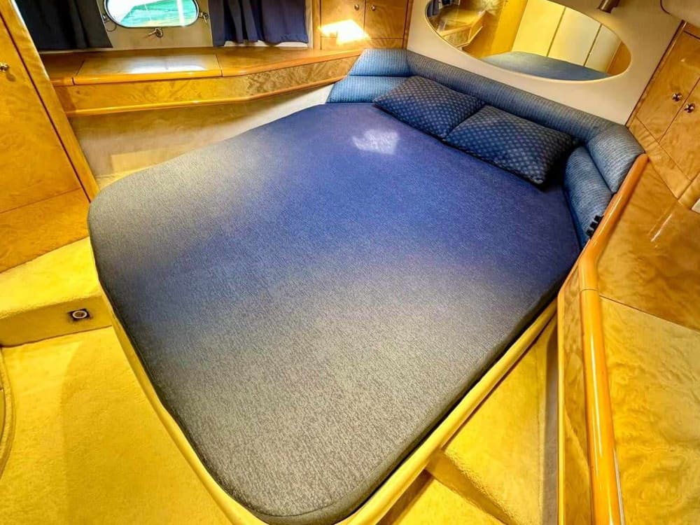 Half day cruise to Salamina island, Peristeria beach