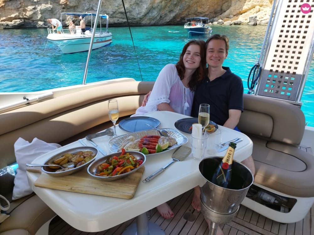 Τα παράκτια θαύματα της Μάλτας: Αποκλειστική ολοήμερη εμπειρία με μηχανοκίνητο σκάφος