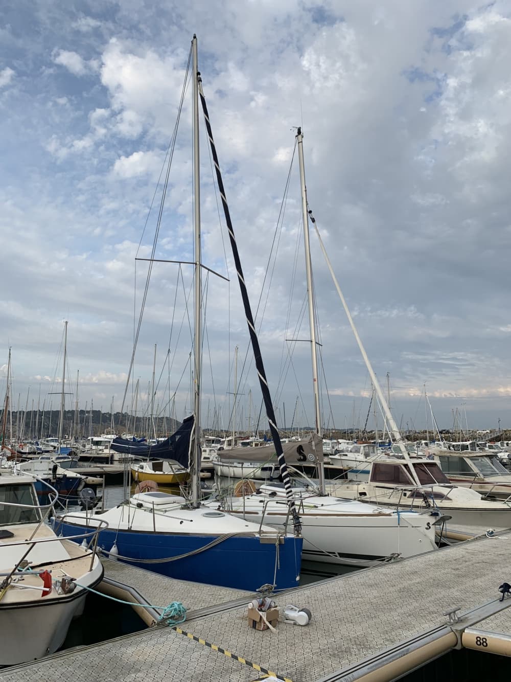 Profitez d'une journée en mer à Morgat à bord d'un voilier