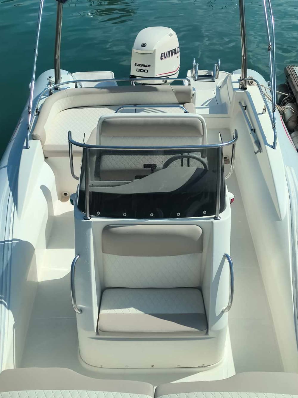 Castellammare del Golfo escape: 4h of relaxation on a motorboat