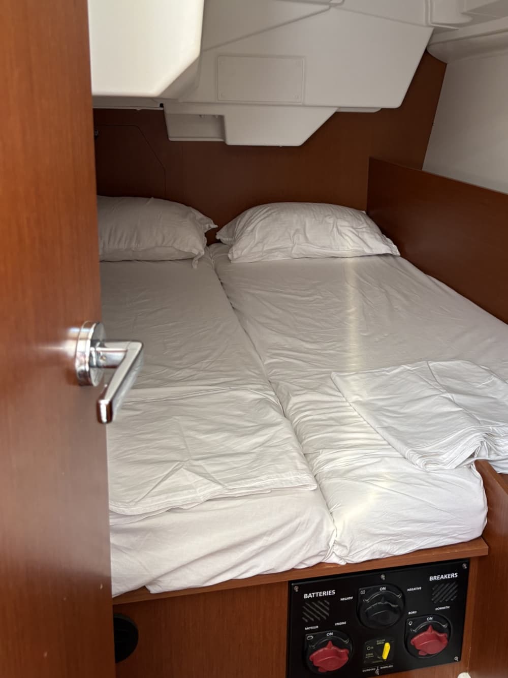 Однодневная парусная прогулка: маршрут вдоль побережья Коста-Брава из Л'Эскалы.