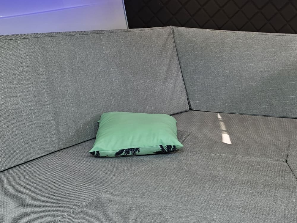 Goditi 8 ore e 30 minuti a bordo di un motoscafo a Saint-Cyprien.