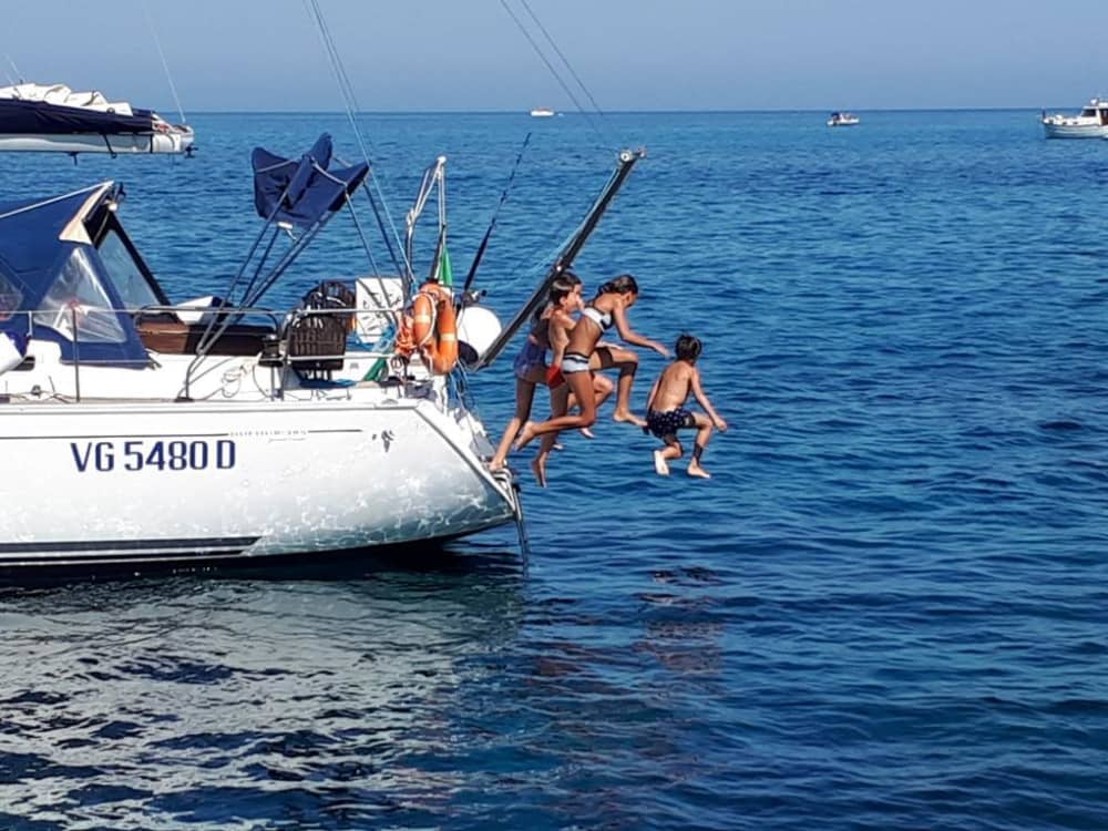 Excursion d'une journée en voilier à Marina di Grosseto