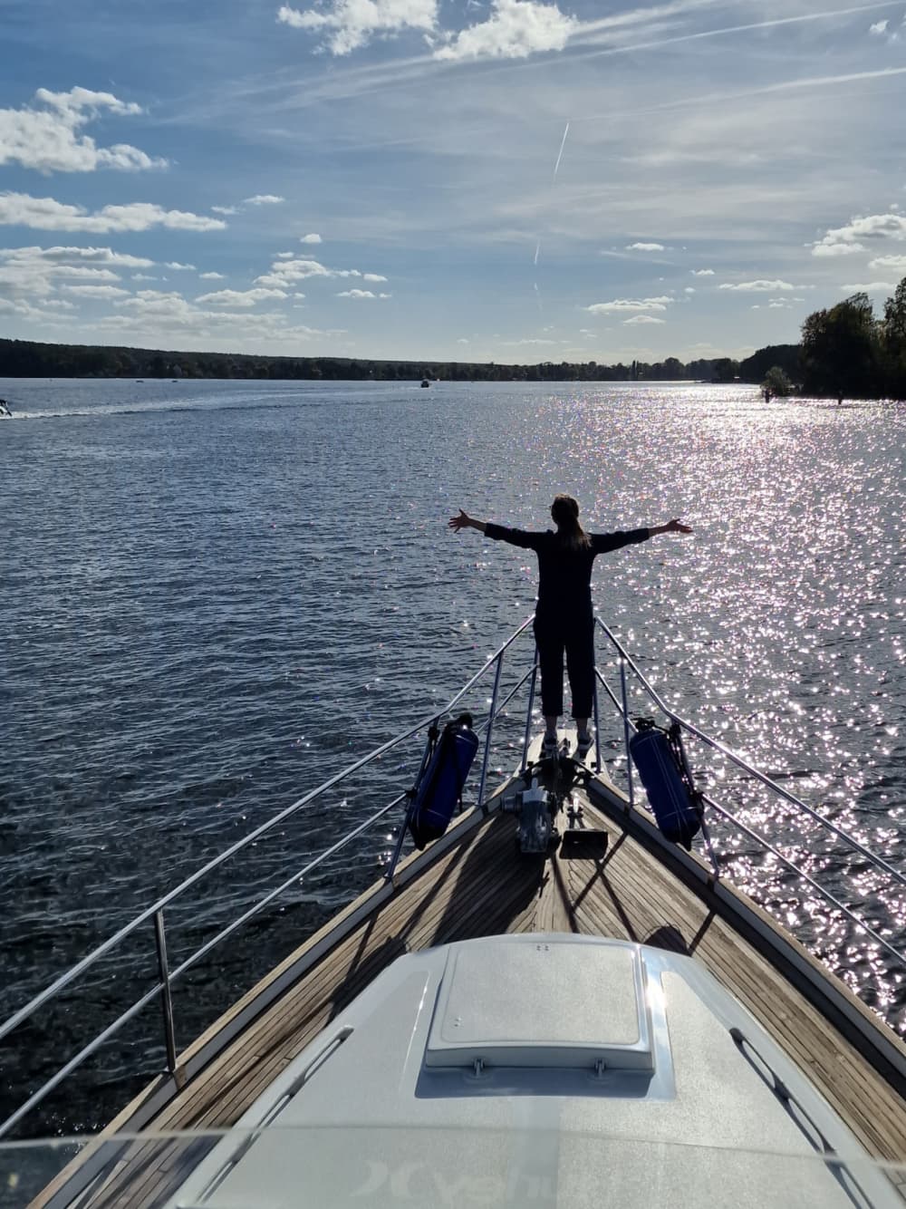 A full day of magic in Berlin on a motor yacht