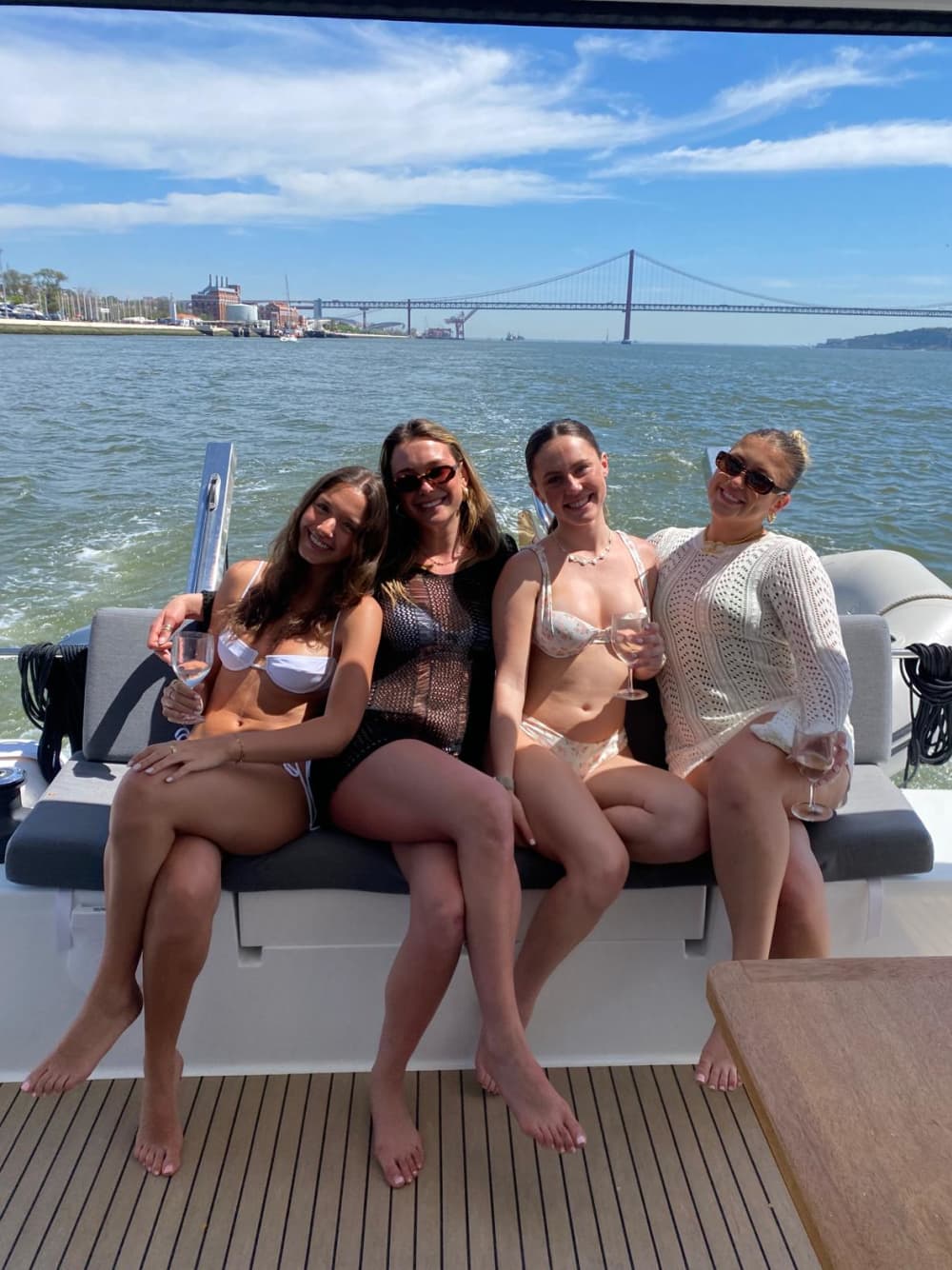 3 heures : escapade privée en voilier à Lisbonne