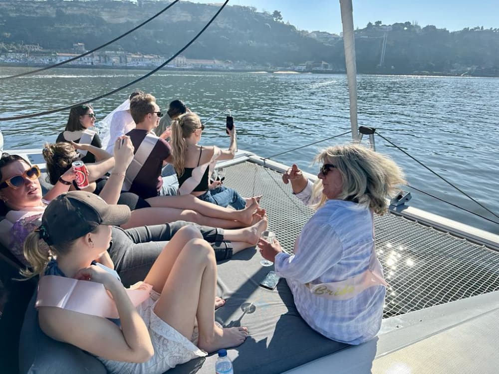 3 heures : escapade privée en voilier à Lisbonne