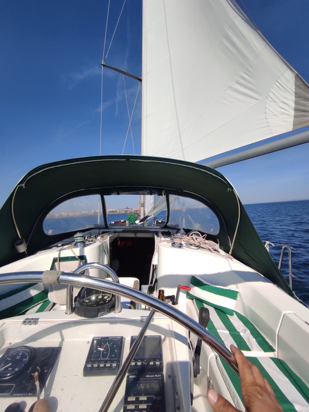 Pure sailing joy: Experience the magic of Cascais