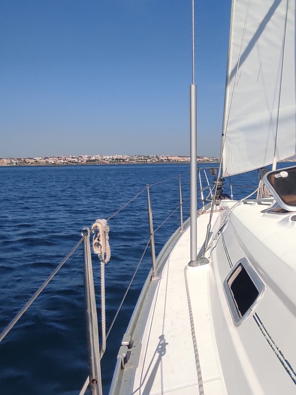 Pure sailing joy: Experience the magic of Cascais