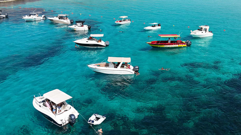 Noleggio privato di 4 ore: ti porta in un tour completo dell'isola di Comino