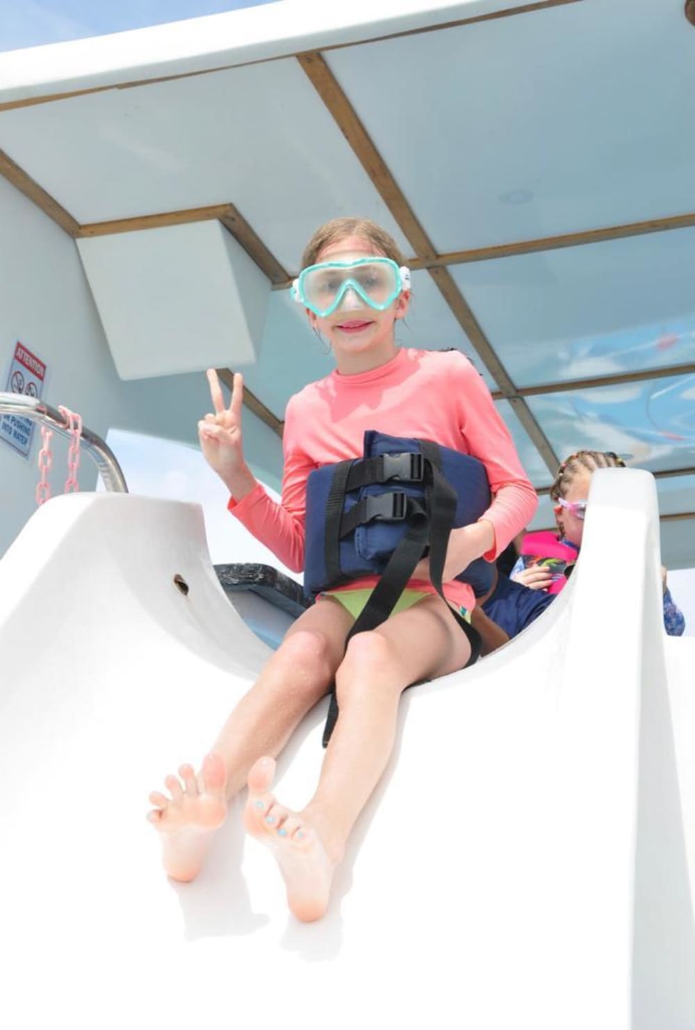 Насладитесь целым днем парусного спорта на катамаране в Пунта-Кане.