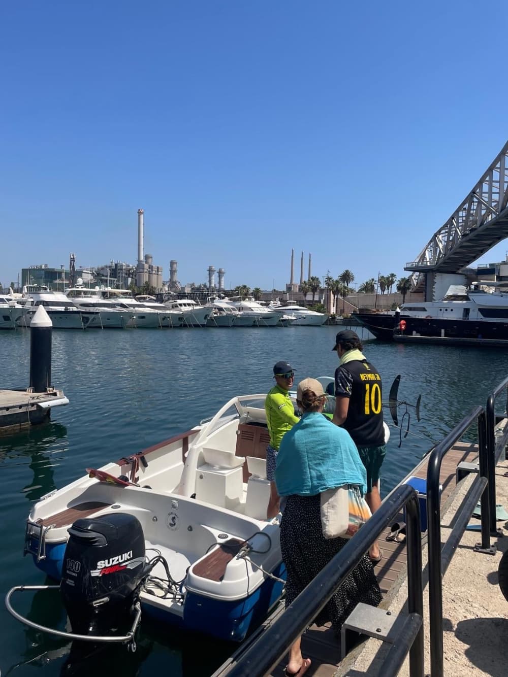 2 h Sea Break- Water Sports & Chill in Barcelona