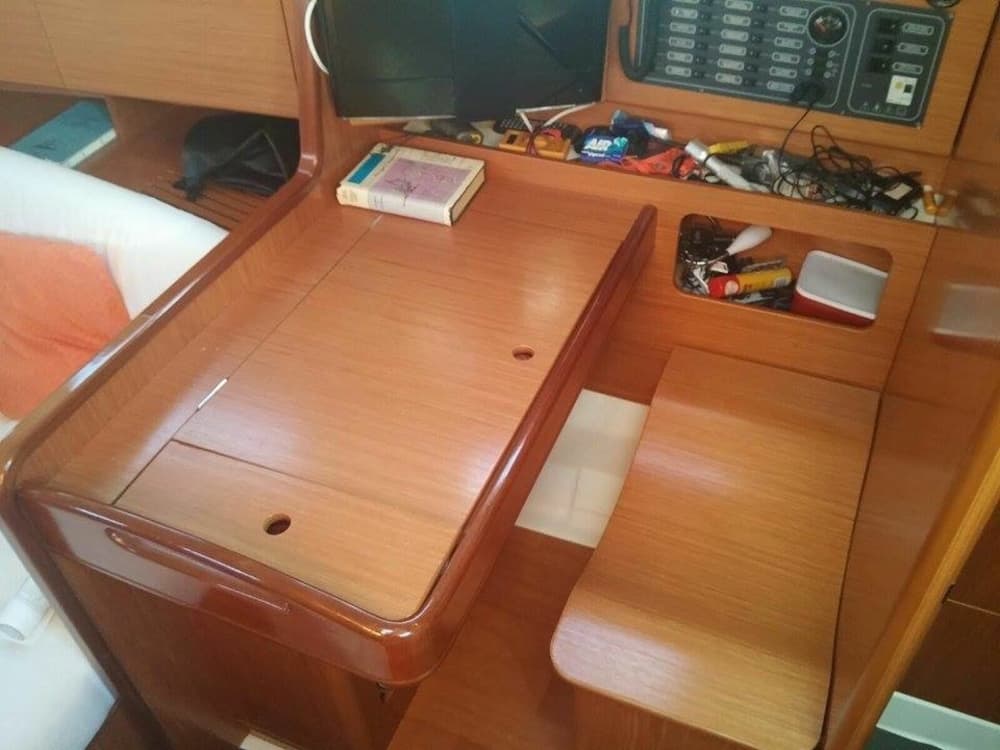 Journée complète de navigation à voile à Cagliari