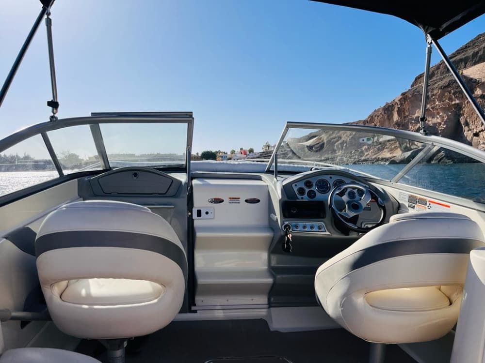 Descubra Maspalomas: Um dia inteiro de sol em um barco a motor.