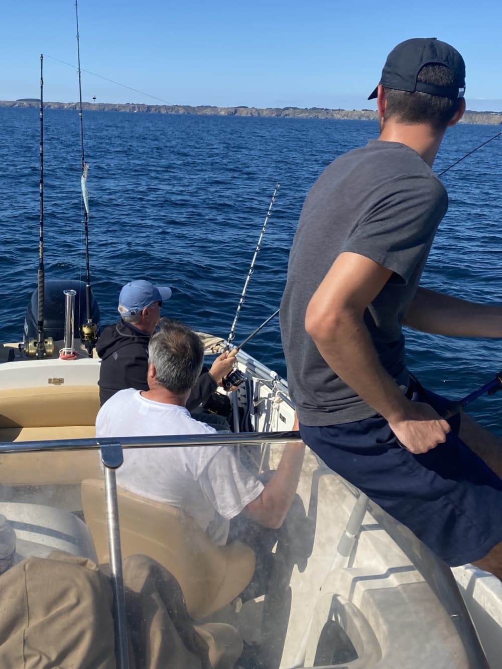 Escursione in barca a motore di mezza giornata ad Arzon.