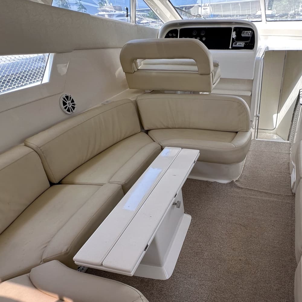 Desfrute de 5 horas em uma lancha no Rio de Janeiro.